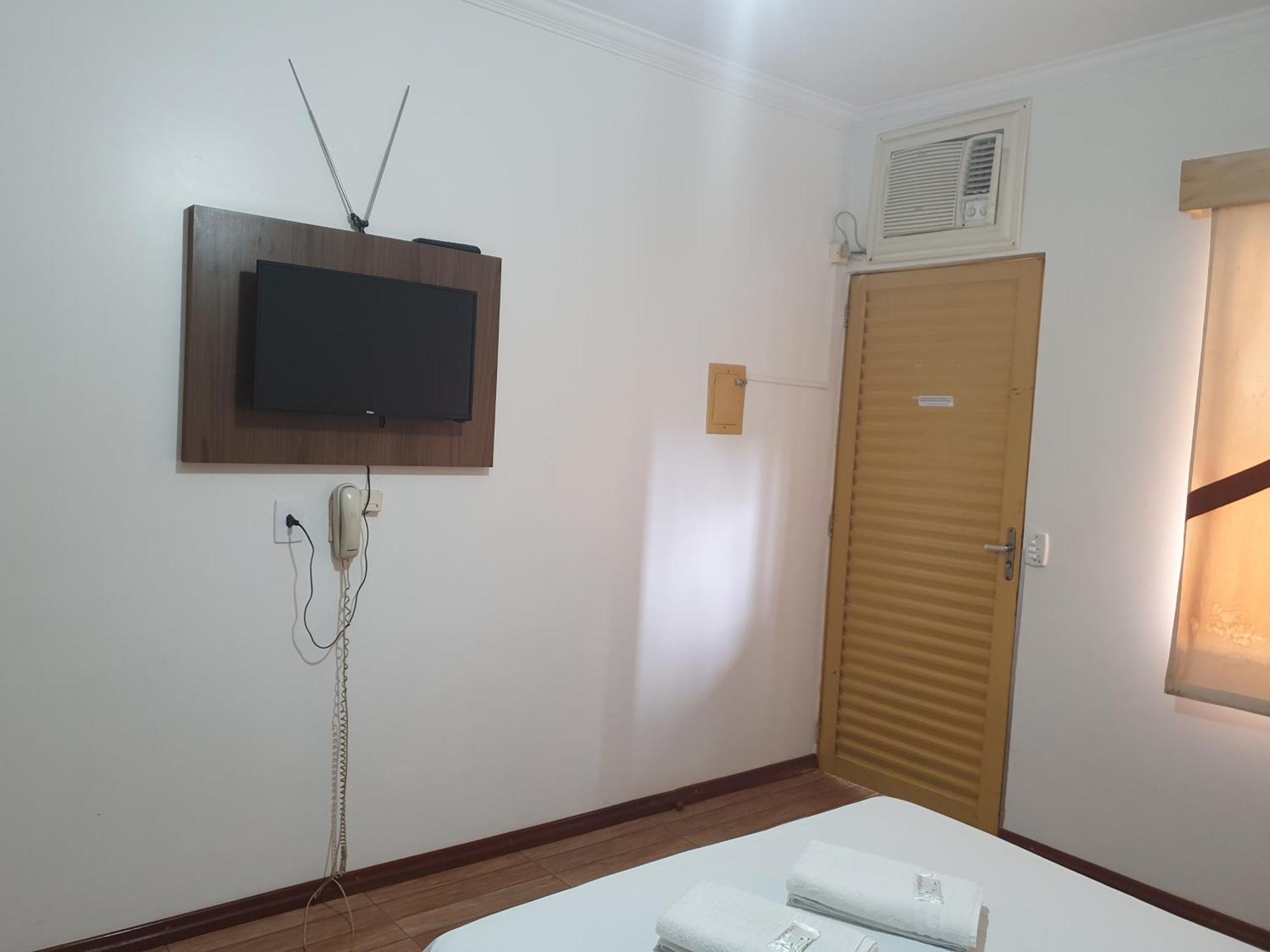 Hotel Sta Monica Marília Room photo